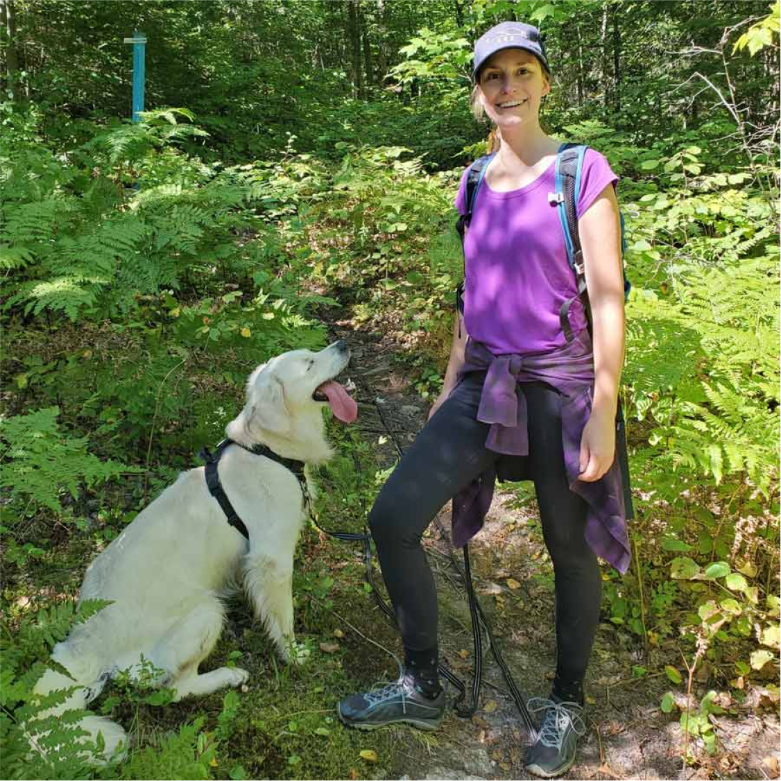 Participante à la randonnée de Randolyme avec son chien